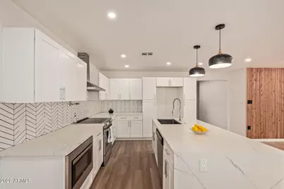 4121 W Alta Vista Road, Phoenix, AZ 85041 - Photo 3