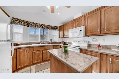 721 Emerald Drive #362, Apache Junction, AZ 85119 - Photo 11