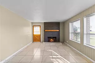 2015 E Southern Ave, Tempe, AZ 85282 - Photo 5