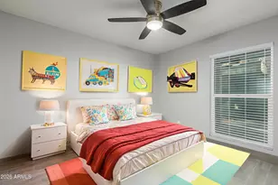 11040 N 28th Dr, Phoenix, AZ 85029 - Photo 9