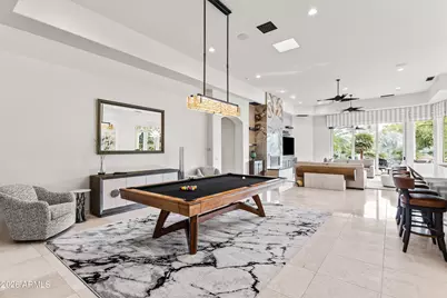 8305 N 50th Street, Paradise Valley, AZ 85253 - Photo 9