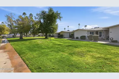 17042 N 105th Avenue, Sun City, AZ 85373 - Photo 5