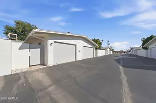 17042 N 105th Ave, Sun City, AZ 85373 - Photo 43