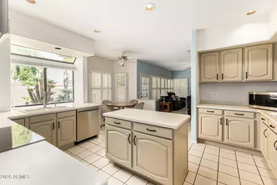 5622 W Aster Drive, Glendale, AZ 85304 - Photo 11