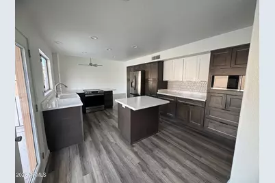 8564 W Palo Verde Avenue, Peoria, AZ 85345 - Photo 15