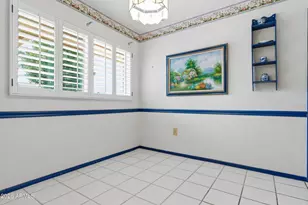 10212 W Pineridge Dr, Sun City, AZ 85351 - Photo 9