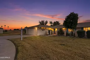 10212 W Pineridge Dr, Sun City, AZ 85351 - Photo 3