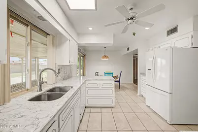 9416 N 110th Avenue, Sun City, AZ 85351 - Photo 17