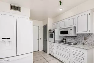 9416 N 110th Ave, Sun City, AZ 85351 - Photo 11