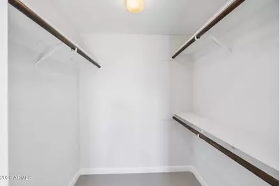 1055 W Indian Hills Place, Phoenix, AZ 85023 - Photo 17