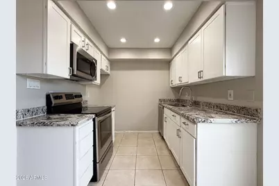 3840 N 43rd Avenue #34, Phoenix, AZ 85031 - Photo 5