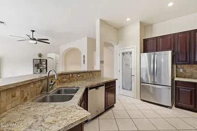 6130 S Kimberlee Way, Chandler, AZ 85249 - Photo 11