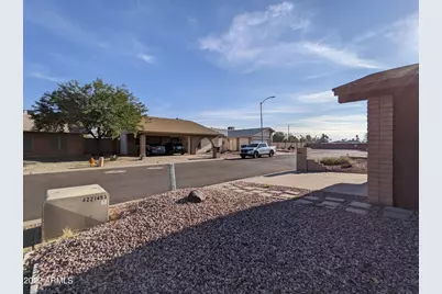 10044 N 39th Lane, Phoenix, AZ 85051 - Photo 5