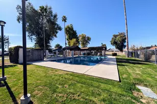 10044 N 39th Ln, Phoenix, AZ 85051 - Photo 63