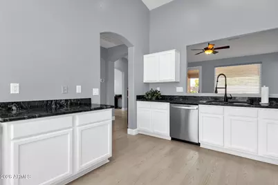 5020 S Citrus Lane, Gilbert, AZ 85298 - Photo 9