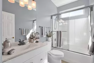 5020 S Citrus Ln, Gilbert, AZ 85298 - Photo 17