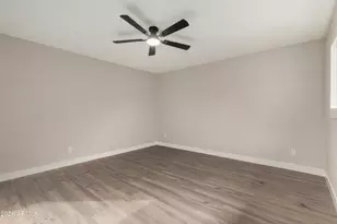 2031 W Pierson St, Phoenix, AZ 85015 - Photo 11