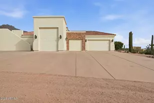 10558 E Cloudview Ave, Gold Canyon, AZ 85118 - Photo 3