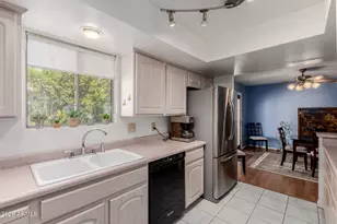 26409 S Howard Dr, Sun Lakes, AZ 85248 - Photo 11