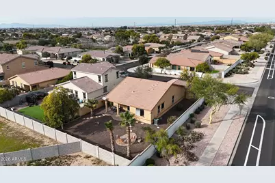 2303 W Desert Lane, Phoenix, AZ 85041 - Photo 49