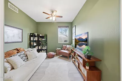 2303 W Desert Lane, Phoenix, AZ 85041 - Photo 9