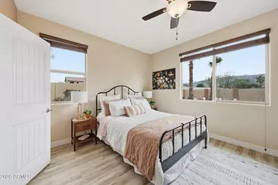 2303 W Desert Lane, Phoenix, AZ 85041 - Photo 33