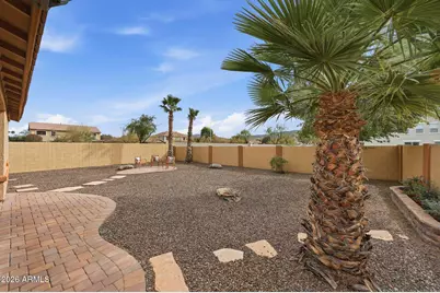 2303 W Desert Lane, Phoenix, AZ 85041 - Photo 37