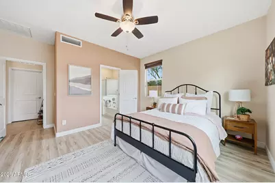 2303 W Desert Lane, Phoenix, AZ 85041 - Photo 27