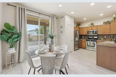 2303 W Desert Lane, Phoenix, AZ 85041 - Photo 23