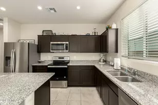 5264 E Diatomite Dr, San Tan Valley, AZ 85143 - Photo 9