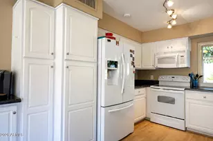 1508 E Weathervane Ln, Tempe, AZ 85283 - Photo 7