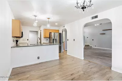 7505 W Kristal Way, Glendale, AZ 85308 - Photo 9