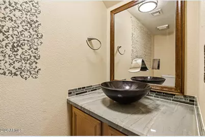 7505 W Kristal Way, Glendale, AZ 85308 - Photo 15