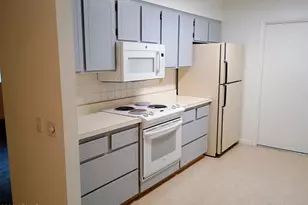 10706 W Hutton Dr, Sun City, AZ 85351 - Photo 19