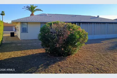 10706 W Hutton Drive, Sun City, AZ 85351 - Photo 5