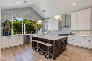 4408 N 37th Wy, Phoenix, AZ 85018 - Photo 7