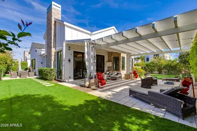 4408 N 37th Way, Phoenix, AZ 85018 - Photo 1