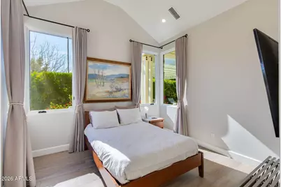 4408 N 37th Way, Phoenix, AZ 85018 - Photo 13