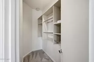 22806 N 55th St, Phoenix, AZ 85054 - Photo 33