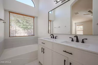 2420 W Blue Sky Drive, Phoenix, AZ 85085 - Photo 25