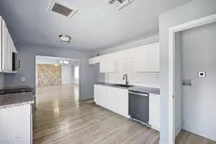 6541 N 41st Ave, Phoenix, AZ 85019 - Photo 13