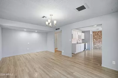 6541 N 41st Avenue, Phoenix, AZ 85019 - Photo 15