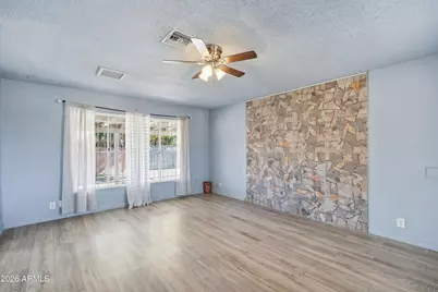 6541 N 41st Avenue, Phoenix, AZ 85019 - Photo 9