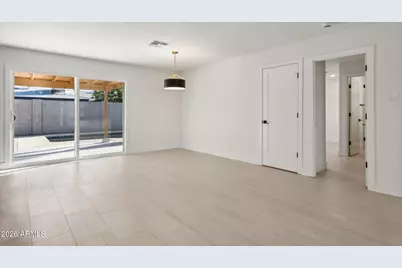 8719 E Columbus Avenue, Scottsdale, AZ 85251 - Photo 9