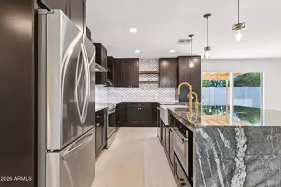 8719 E Columbus Avenue, Scottsdale, AZ 85251 - Photo 11