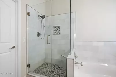 8730 W Betty Elyse Lane, Peoria, AZ 85382 - Photo 25