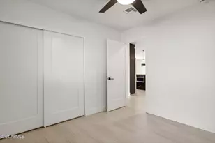 8719 E Columbus Ave, Scottsdale, AZ 85251 - Photo 25