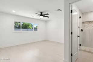 8719 E Columbus Ave, Scottsdale, AZ 85251 - Photo 17