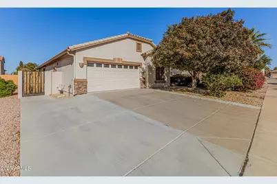 1136 E San Tan Drive, Gilbert, AZ 85296 - Photo 3