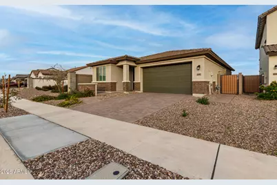 43401 N Wollemi Street, San Tan Valley, AZ 85140 - Photo 5